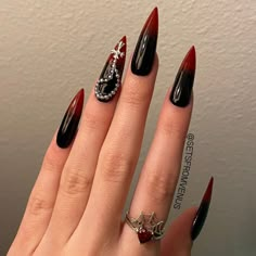 Rosary Nails, Weekend Nails, Nails July, Red Chrome Nails, Palm Nails, Uñas Aesthetic, Makeup Look Black Women, Short Nails Gel, Cute Nails Short