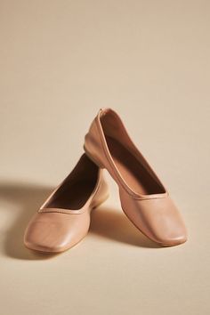 Pilcro Soft Ballet Flats Stylish Flats For Women, Best Ballet Flats, Soft Ballet Flats, Wardrobe List, Dolce Vita Heels, Fitted Jeans, Nude Flats, 21 Birthday, Women's Flats