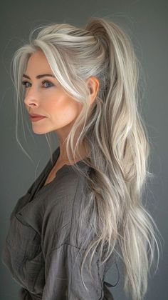 Long Hairstyles Blonde, Long Hair Older Women, Long Silver Hair, Grey Blonde Hair, Gorgeous Gray Hair, Grey Hair Inspiration, Long Haircuts, Beautiful Gray Hair, Long Gray Hair