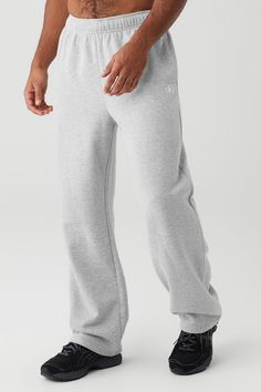 Okay, so we’re pretty much obsessed with this new, straight-leg version of the Accolade Sweatpant — it’s a super soft, leveled-up classic with a chrome Alo logo detail and powerful, performance tech for studio & street. Wear it in cold weather with a bold jacket and transition to warmer weather with slides. Basic Relaxed Fit Bottoms With Straight Hem, Sporty Gray Pants With Straight Hem, Solid Color Straight Leg Athleisure Pants, Casual Alo Yoga Pants In Neutral Color, Alo Yoga Straight Leg Pants For Fall, Casual Alo Yoga Bottoms With Comfort Waistband, Alo Yoga Casual Bottoms With Comfort Waistband, Classic Relaxed Fit Sweatpants With Straight Hem, Classic Sweatpants With Relaxed Fit And Straight Hem