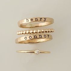 Holiday Gift for Mom Personalized Name Rings Gold Name Ring - Etsy Mom Rings, Mother Ring, Children Names, Rings Personalized, Stackable Ring Sets, Ring Spacer, Gifts Mom, Mom Ring, Engraved Ring