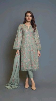 Cotton Suit Designs 2024, Bareeze Shirt Designs, Plan Suit Designs, Pakistani Kurti Designs, Pakistani Kurta Designs, Dress Design Pakistani, Kameez Design, Cotton Suit Designs, Dresses Pakistani