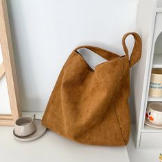 The size: 40cmx40cmx11cm Suede Tote Bag, Suede Tote, Handbag Outfit, Women Crossbody Bag, Fashion Tote Bag, Shoulder Bags For Women, Stylish Shoulder Bag, Casual Tote, Vintage Bags