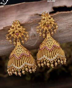 Jumkha Earrings Gold Latest, Ear Buttalu Gold, Jumkha Earrings Gold Jewellery Designs, Latest Jumki Designs Gold, Gold Jhumkas Latest Designs, Latest Gold Jumkhas, Earings Design Gold Butta, Gold Buttas Earrings Latest, Ear Rings Buttalu Latest