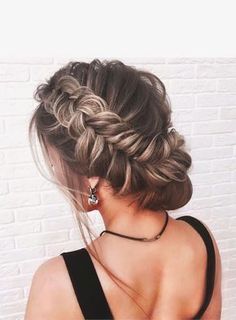 Beautiful braid for wedding or night out. Boho Braided Hairstyles, Trendy Updos, Elegant Wedding Hair, Prom Updos, Wedding Hair Inspiration, Hair Styles 2017, Braided Hairstyles Updo, Box Braids Hairstyles