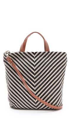 love this chevron tote Cute Bags, Clutch Handbag, No. 2, Fashion Bags, Brown Leather, Straw, Bag Accessories