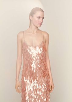 Low-cut teardrop sequin dress - Women | Mango USA Classy Airport Outfit, Taylor Swift Eras Tour Outfit, Sequinned Dress, Eras Tour Outfit, Long Sequin Dress, Ibiza Wedding, Garment Cover, Irina Shayk, Emily Ratajkowski