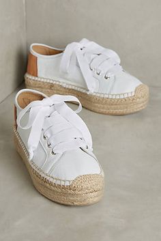 Soludos Espadrilles, Summer Packing, Trending Womens Shoes, Leather Espadrilles, Pretty Shoes, Shoe Obsession, White Shoes, Canvas Shoes