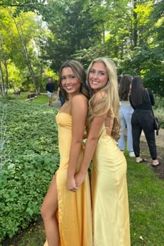 straps yellow silk satin long prom dresses formal dresses with slit Formal Inspo Pics, Duo Hoco Poses, Prom Photo Inspo Friends, Formal Poses Women, Hoco Pics Friends, Solo Hoco Pics, Cute Hoco Poses, Yellow Prom Dress Couple, Hoco Poses Single