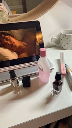 clean girl things Messy Clean Girl Aesthetic, School Morning, Girl Things, Dream Girl, Clean Girl, Life Motivation, Vision Board, Makeup