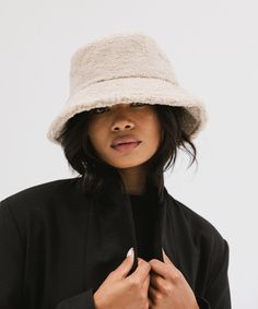 A packable sherpa bucket hat made to wear all year round. Could we ask for anything more? This one will surely keep your head warm enough in the winter + is breathable for the spring, making your fashion full of function + impressively versatile. Like all of our bucket styles, this one comes in a variety of sizes + includes our infamous adjustable inner band to ensure the best fit for you (so it's okay to size up!) Bucket Hat Aesthetic, Men Hats Styles, Sherpa Bucket Hat, Style Bucket Hat, Gigi Pip, Hat Aesthetic, Halo Style, Wearing A Hat, Find Color