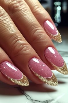 Gilded Glamour, Oval Acrylic Nails, Glitter French Nails, Nagellack Trends, Gold Nail Designs, May Nails, Coral Nails, Nagel Tips, Colorful Nails