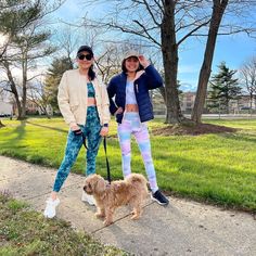 Christianne 💖 on Instagram: “Weekend stroll with Adi and Mojo 🐶 If you are Looking some activewear to refresh your workout wear. I wear size small bottom and medium top…” Hiking Spots, Workout Wear, Active Wear, Hiking, On Instagram, How To Wear, Instagram