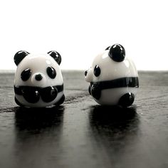 Chibi Handmade Glass Beads - Panda Sitting - 1 pc.-The Bead Gallery Honolulu Panda Sitting, Beads Animals, Beads Of Courage, Animal Beads, Lampwork Bead Jewelry, Cat Bead, Bead Inspiration, Glass Lampwork, Summer Fun List