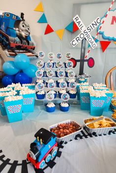 thomas the tank engine birthday party food and decorations