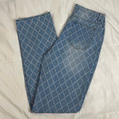 Women’s High Waisted Straight Leg Jeans. Diamond Pattern Distressing. Ankle Slit. Size Large. Measurements In Photos. New, Never Worn. No Damages, No Stains. Jeans Diamond, High Waisted Straight Leg Jeans, Shein Jeans, High Rise Jeans, Diamond Pattern, Colored Jeans, Boyfriend Jeans, Straight Leg Jeans, Leg Jeans