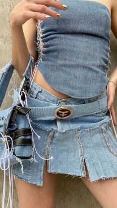 Denim Corset And Skirt Outfit, 2023 Vogue, Looks Country, Denim Skirt Outfits, The Time Has Come, Denim Day