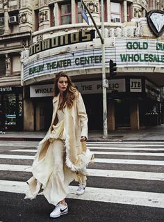 lxst-nxght:  Luna Bijl by Sebastian Kim for Vogue Australia May 2016 Mode Poses, Crossing The Street, Editorial Vogue, Fashion Gone Rouge, Vogue Editorial, Woman Walking