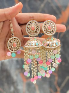 Jumkis Indian Jewelry, Crochet Cable Knit, Bridal Jewelry Ideas, Jumka Earrings, Bridal Jewelry Sets Brides, Diy Earrings Easy, Bridal Jewellery Design