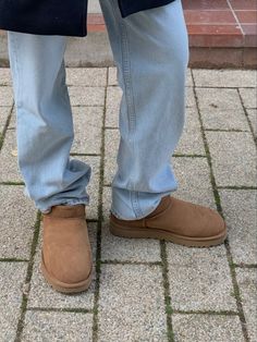 Ugg Ultra Mini Aesthetic, Uggs On Men, Uggs For Men, Ugg Outfits Men, Men’s Uggs Outfit, Ugg Men Boots Outfit, Men’s Uggs, Ugg Men Outfit, Ugg Boots Outfit Men