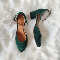 Coloured Wedding Block Heels Bridal Ankle Strap Shoes Green | Etsy Fall Wedding Bridesmaid Shoes, November Wedding Guest Shoes, Winter Wedding Shoes Bridesmaid, Winter Bridesmaid Shoes, Fall Bridal Shoes, Emerald Wedding Shoes, Dark Green Wedding Shoes, Colorful Bridal Shoes, Green Suede Heels