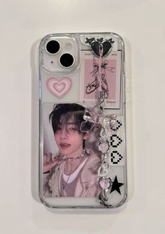 Subtle Kpop Phone Case, Cute Phone Decorations, Kpop Deco Aesthetic, Kpop Clear Phone Case Ideas, Aesthetic Phone Decor, Aesthetic Phone Case Kpop, Decorating My Phone Case, Enhypen Phone Case Ideas