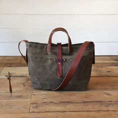 Waxed Canvas Bag Waxed Canvas Crossbody Bag, Recycled Metal Jewelry, Waxed Canvas Tote Bag, Teacher Bag, Waxed Canvas Bag, Teacher Bags, Retro Bags, West Chester, Vintage Patchwork