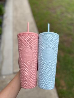 2 cups!! Starbucks Tumbler Jeweled Bundle Mint Blue and Coral Pink BNWT VENTI SIZE 2 cups Shipping: -Shipped from CA. -This item is in hand now and ships same or business day.  -It normally take about 3-5 business days to deliver Feel free to PM me for anything Price is firm. I will not be accepting offers.  Please make sure to read the full description and all photo before purchase Thank you for your order❤️ No cancellations, exchanges,refunds or return of orders.  #Starbuckscups #StarbucksTumb Starbucks Usa, Cups Starbucks, Starbucks Tumbler Cup, 2024 Christmas, Starbucks Tumbler, Stainless Steel Cups, Mint Blue, Cute Cups, Starbucks Cups