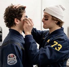 Ethan Edwards Michigan, Ethan Edwards Cute, Mackie Samoskevich, Ethan Edwards Hockey, Umich Hockey Team