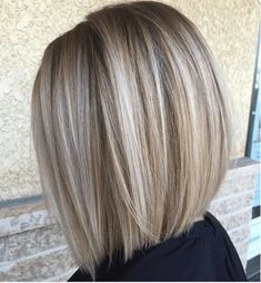 Shoulder Length Bob Haircut, Blonde Balayage Bob, Bronde Hair, Choppy Bob Hairstyles, Shoulder Hair, Balayage Brunette, Penteado Cabelo Curto, Brown Blonde Hair, Medium Hair Cuts