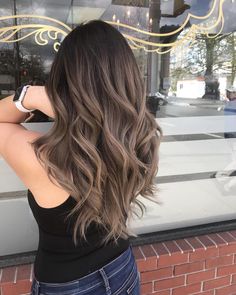 Beige Blond Balayage Brunette, Mushroom Brown Hair With Caramel Highlights, Shades Of Brown Hair Color Balayage, Balayage Fine Hair Brown, Long Mushroom Brown Hair, Subtle Burgundy Balayage, Sand Highlights Brown Hair, Spring Balayage Brunettes Dark Brown, Colour Ombre Hair