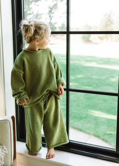 Green Drawstring Sweatpants For Loungewear, Green Matching Set For Fall, Fall Green Matching Set, Green Sets For Fall Loungewear, Green Loungewear Sets For Fall, Green Fall Loungewear Sets, Green Lounge Sets For Autumn, Green Cotton Matching Set Bottoms, Green Cotton Bottoms Matching Set