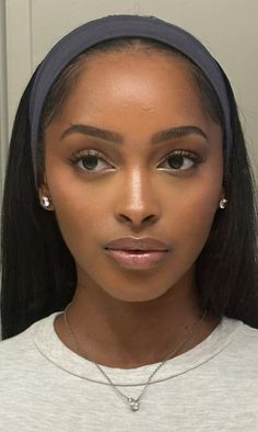 Ford Aesthetic, Wealthy Woman, Soft Makeup Looks, Makeup For Black Skin, Brown Skin Makeup, Soft Glam Makeup, Dark Skin Makeup, Skin Products, Looks Black