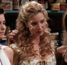 Phoebe Buffay, Hair Stylies, Long Curly Hair, Long Curly, Aesthetic Hair, Hair Day, Pretty Hairstyles