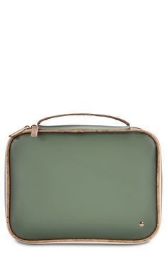 What it is: A deluxe-sized, transparent makeup bag that's spacious enough for an extended trip. Zip-around closure Top carry handle Thermoplastic polyurethane Imported Makeup Contouring, Different Makeup Looks, Party Makeup Looks, Media Makeup, Stephanie Johnson, Dark Eyeshadow, Bag Makeup, Foundation Concealer, Makeup Bags Travel