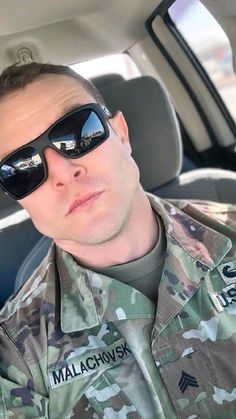 Steve Burton, Army Pics, Scammer Pictures, Army Men, Video Call