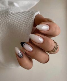 Subtle Nails, Modern Nails, Goth Nails, Glamour Nails, Basic Nails, Blush Nails, Glass Nails