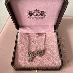 Juicy Couture Vintage Nwt “Juicy” Rhinestone Necklace. With Box. Juicy Necklace, Juicy Couture Charm Necklace, Dr Belongings, Juicy Couture Vintage, Juicy Couture Jewelry Necklaces, Girly Tingz, Jewelry Y2k, Juicy Couture Necklace, Couture Necklace