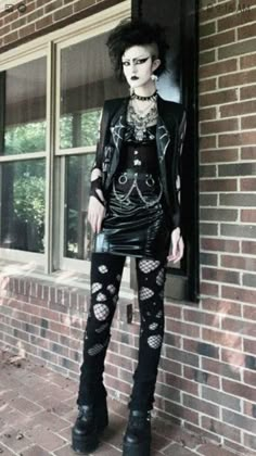 80s Goth Fashion, Trad Goth Outfits, Goth Outfit Inspo, Goth Guys, Goth Subculture, Trad Goth, Goth Look, Indie Grunge