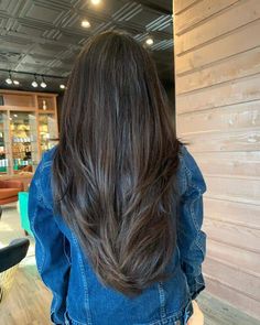 Layers Thick Hair Long, Long Thick Hair Haircut Layers, Long Haircut For Thick Hair Wavy, Layers For Thick Wavy Hair, Layers In Thick Hair, Thick Long Haircut, Long Haircut Thick Hair, V Haircut For Medium Hair With Layers, Long Length Haircut For Thick Hair