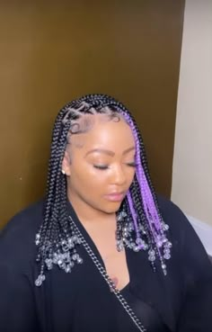 Short Knotless Braids With Beads Color, Cute Easy Braided Hairstyles Black Hair, Hair Styles Black Girls Ideas Braids, Cute Braided Hairstyles For School, Short Braided Hairstyles For Black Women, Short Knotless Box Braids, Knotless Braids Ideas, Short Knotless Braids, Short Knotless