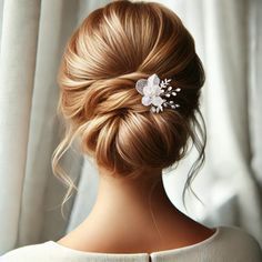 Elevate your bridal look with our Stunning Wedding Hair Comb, a breathtaking accessory adorned with delicate flowers and leaves, shimmering pearls, and dazzling crystals. Meticulously crafted to perfection, this hairpiece measures approximately 2.25 by 2.5 inches and is available in two timeless colors: gold and silver. Designed for brides and bridesmaids, this delicate hair comb exudes an air of sophistication, making it an ideal choice not just for weddings, but also for proms, parties, dances Dance Hair Piece, Floral Bridal Hair Accessories, Hair Accessories Bridesmaid, Crystal Wedding Hair Accessories, Mother Of The Groom Hairstyles, Bride Aesthetic, Floral Bridal Hair, Bride Hair Piece, Bridesmaid Hair Pieces