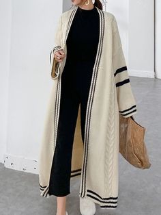 Cardigan Casual, Pullover Outfit, Modest Clothing, Stylish Dress Book, Easy Trendy Outfits, Simple Trendy Outfits, Modest Fashion Outfits, Abayas Fashion, Striped Cardigan