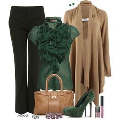 Work outfit Mode Casual, Marmaris, Summer Night, Womens Fashion For Work, Complete Outfits, 가을 패션, Green Blouse, Work Attire, Trendy Fashion Women