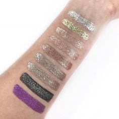 The new Stila Magnificent Glitter and Glow Liquid Eye Shadow is like a bottled-up version of NYE—complete with enough glitter and shine to practically last you all of 2017. Gold Glitter Eyeshadow, Glittery Eyeshadow, Gold Goddess, Cute Eyeshadow Looks, Eyeshadow For Blue Eyes