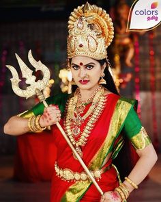 Goddess Attire, New Effect, Durga Ma, Mata Rani, Gals Photos, Shakti Goddess, Saree Lehenga, God Images, Girls 21st