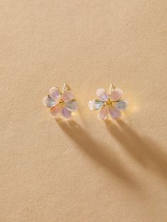 Jewelry Accessories Ideas, Fancy Jewellery, Fancy Jewelry, Fashion Jewelry Earrings, Flower Earrings Studs, Pretty Earrings, Girly Jewelry, Stylish Jewelry, Flower Child