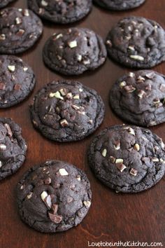 Andes Mint Chocolate Cookies - Love to be in the Kitchen Kodiak Muffins, Mint Chocolate Cookies, Cheesecake Brownie Bars, Andes Mint Chocolate, Chocolate Cookie Recipe, Andes Mints, Mint Chocolate Chip Cookies, Pb Cups, Chocolate Mint Cookies