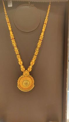 Gold Long Necklace Indian Bridal, Rani Haram, Gold Haram Designs, Fashion Jewelry Necklaces Gold, Gold Jewels Design, Bridal Necklace Designs, Gold Bridal Necklace