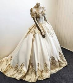 This gold and ivory bridal gown has a regal feel. Making custom #weddingdresses like this in a price range you can afford is not a problem. We also make #replicas of haute couture designs for less too. So if what you want is not in your price range we can help! DariusCordell.com White And Gold Ball Gown, Muslim Prom Dress, Gold Ball Gown, Customized Dress, Regal Wedding, Ivory Bridal Gown, Dresses Gold, Dresses Beautiful, Dresses Quinceanera